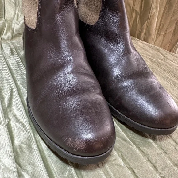 Lauren Ralph Lauren Riding Boots, Size 7 - Picture 5 of 8